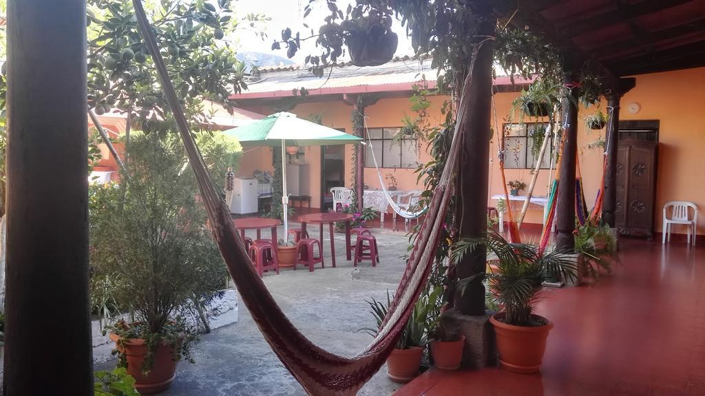 Hostal Morenos Antigua Luaran gambar