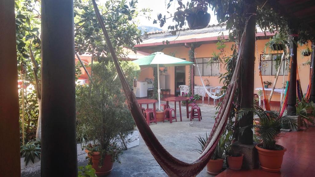 Hostal Morenos Antigua Luaran gambar