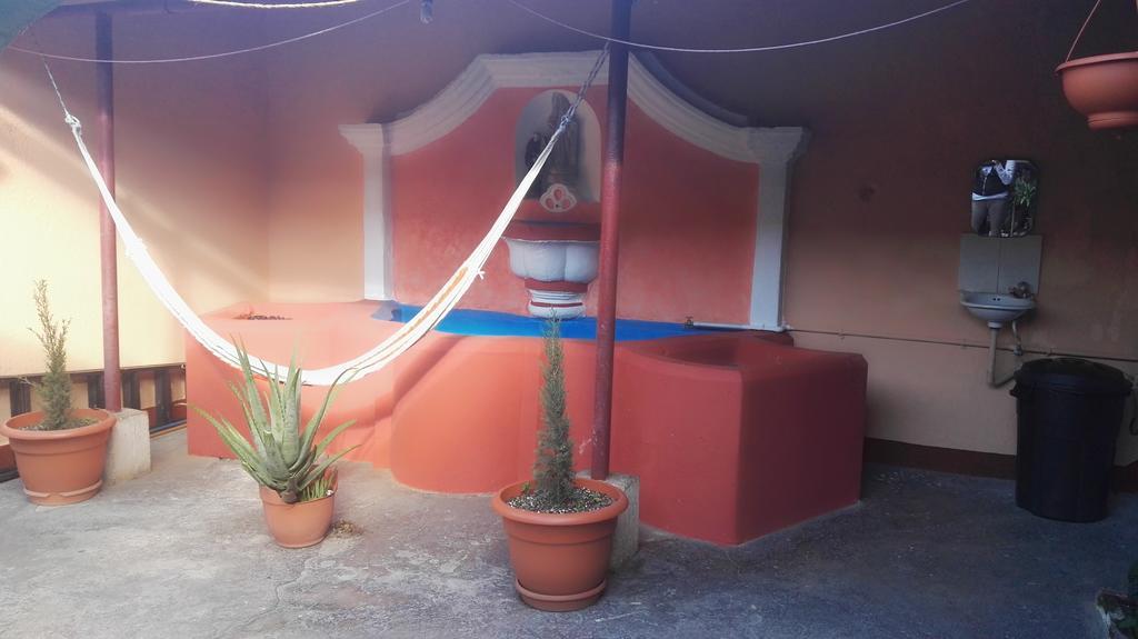 Hostal Morenos Antigua Luaran gambar