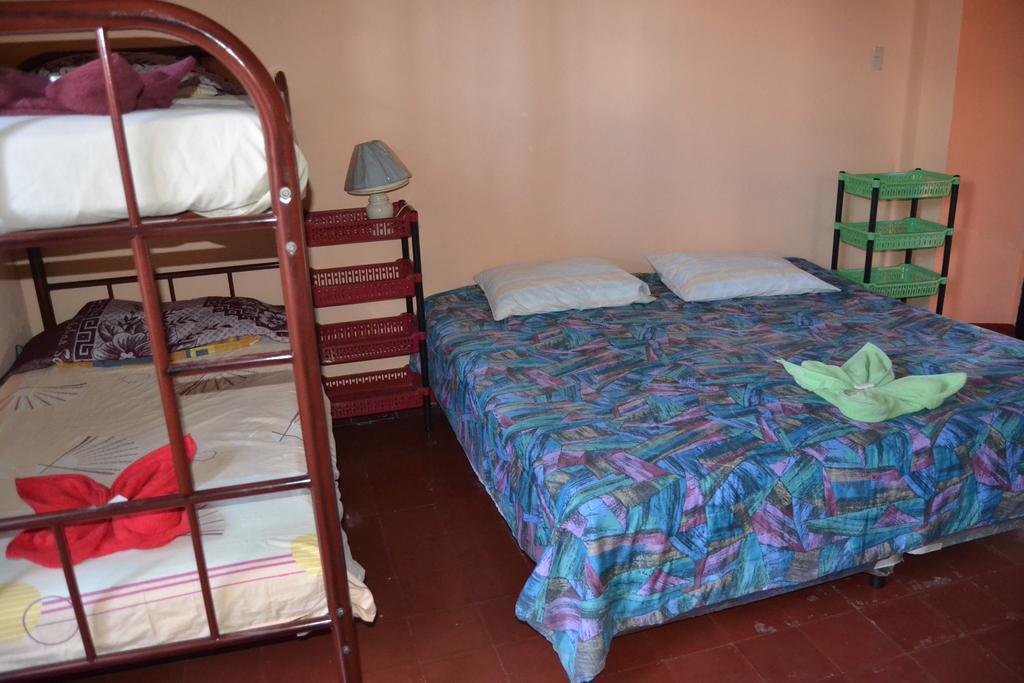 Hostal Morenos Antigua Luaran gambar