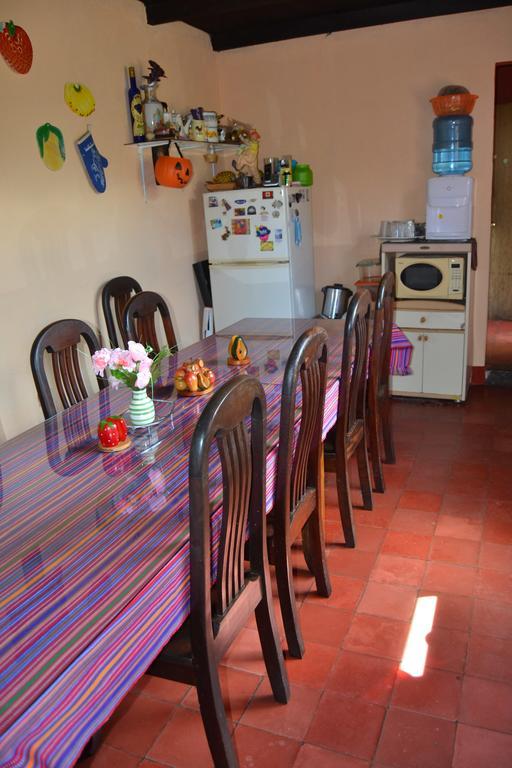 Hostal Morenos Antigua Luaran gambar