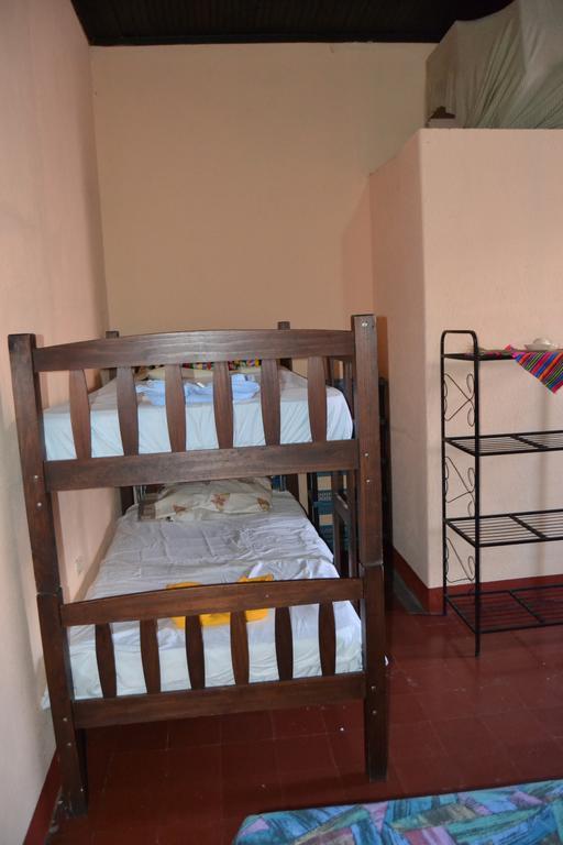 Hostal Morenos Antigua Luaran gambar